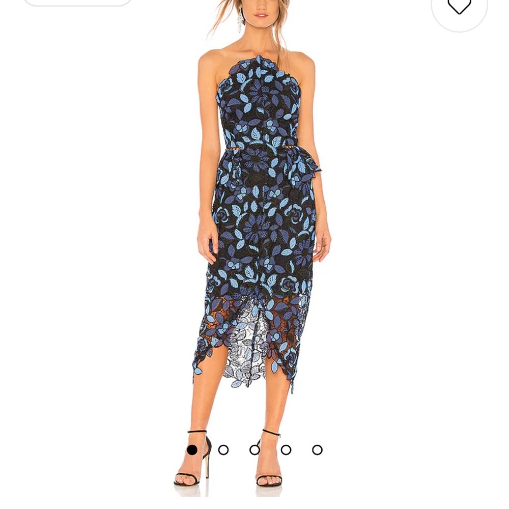 Elliatt dress